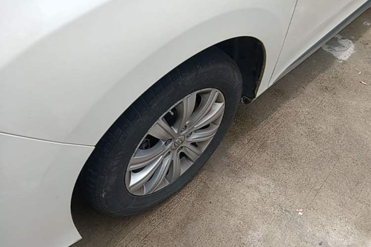 Used GAC Trumpchi M8 2020 390T Deluxe Edition Left Front Wheel Hub