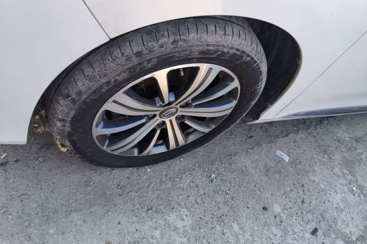 Used GAC Trumpchi M8 2020 390T Deluxe Edition Left Front Wheel Hub
