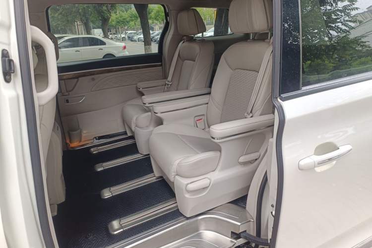 Used GAC Trumpchi M8 2020 Flagship Model 390T Luxury Edition Left Rear Seat