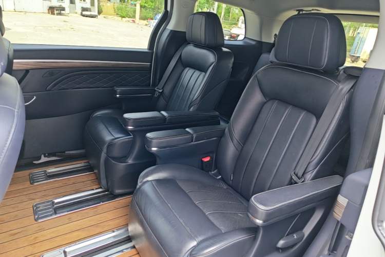 Used GAC Trumpchi M8 2020 Flagship Model 390T Prestige Edition Left Rear Seat