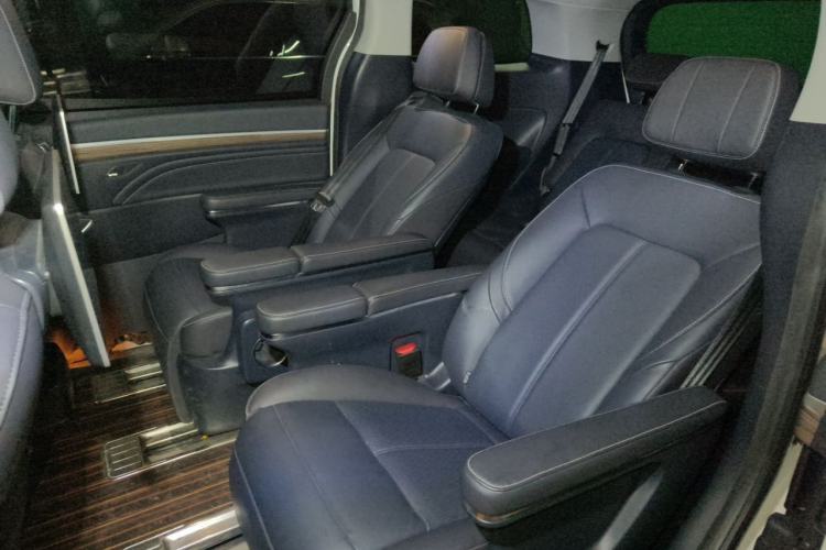 Used GAC Trumpchi M8 2020 Flagship 390T Navigation Model Left Rear Seat