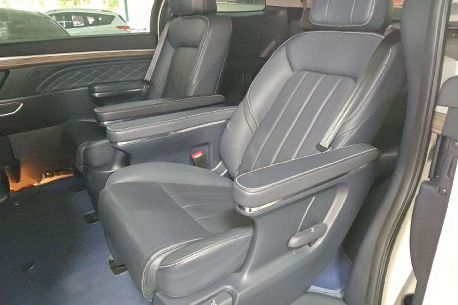 Used GAC Trumpchi M8 2020 Flagship Model 390T Deluxe Edition Left Rear Seat