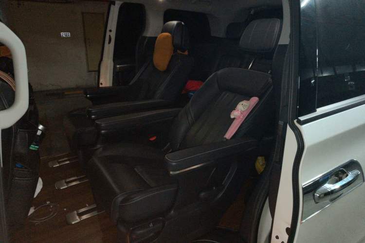 Used GAC Trumpchi M8 2020 390T Deluxe Edition Left Rear Seat