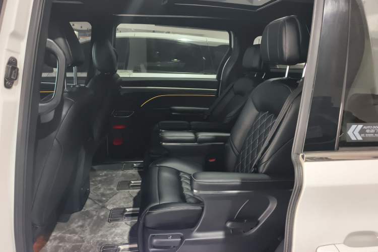 Used GAC Trumpchi M8 2020 Flagship Model 390T Prestige Edition Left Rear Seat