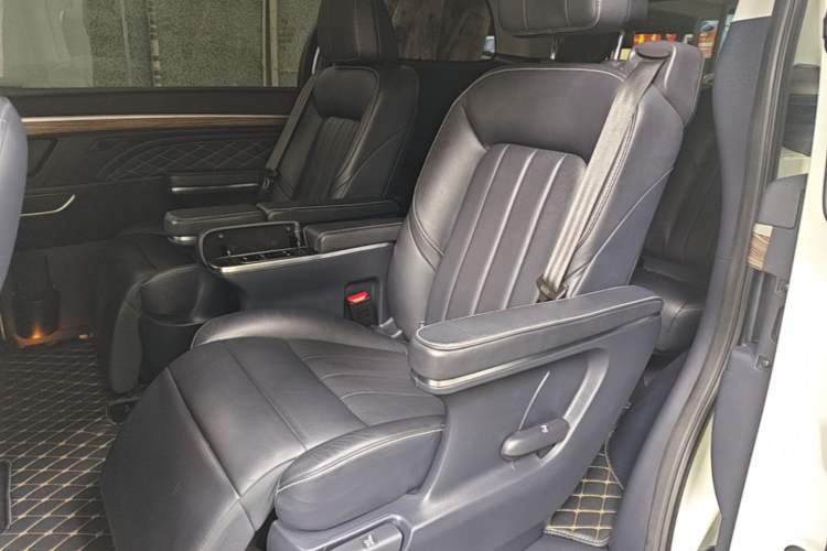 Used GAC Trumpchi M8 2020 Master Edition 390T Deluxe Version Left Rear Seat