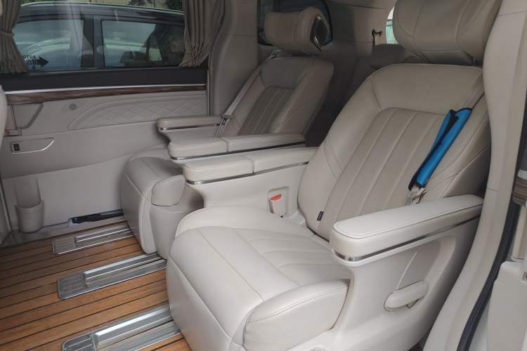 Used GAC Trumpchi M8 2020 Flagship Model 390T Prestige Edition Left Rear Seat