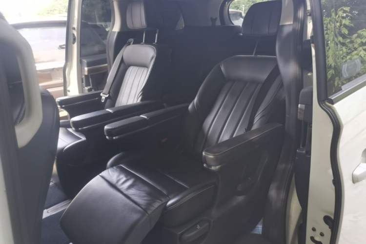 Used GAC Trumpchi M8 2020 Flagship Model 390T Prestige Edition Left Rear Seat