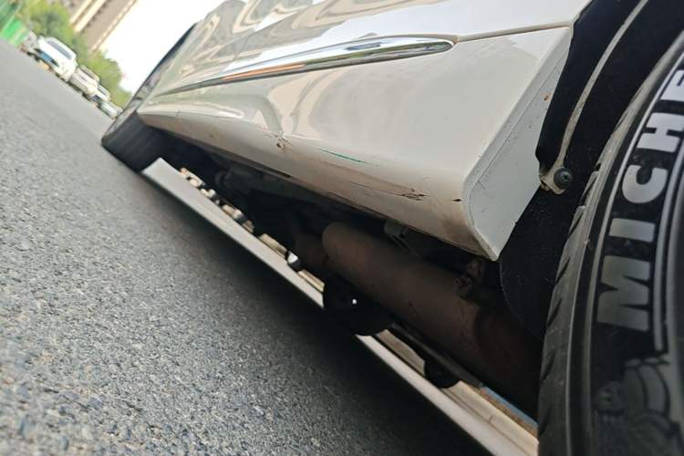 Used GAC Trumpchi M8 2020 Flagship 390T Navigation Model Left Side Sill