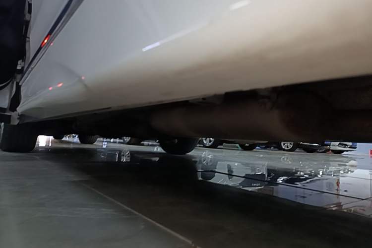 Used GAC Trumpchi M8 2020 Flagship Model 390T Prestige Edition Left Side Sill