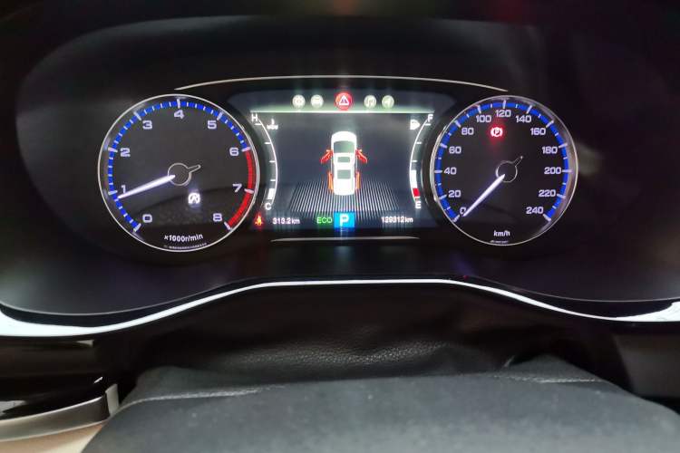Used GAC Trumpchi M8 2020 Flagship Model 390T Prestige Edition Odometer Close Up