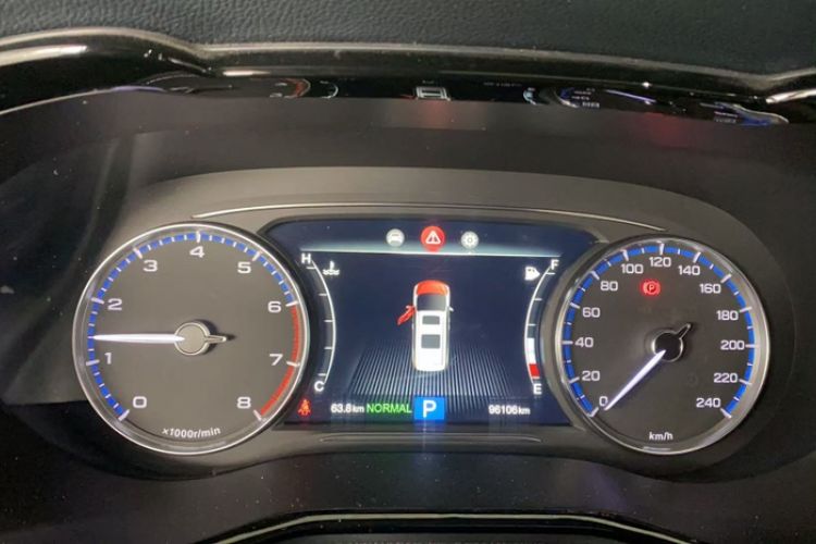 Used GAC Trumpchi M8 2020 Flagship Model 390T Deluxe Edition Odometer Close Up