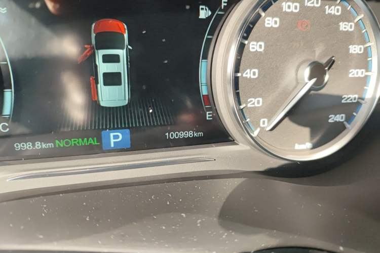Used GAC Trumpchi M8 2020 Flagship Model 390T Prestige Edition Odometer Close Up