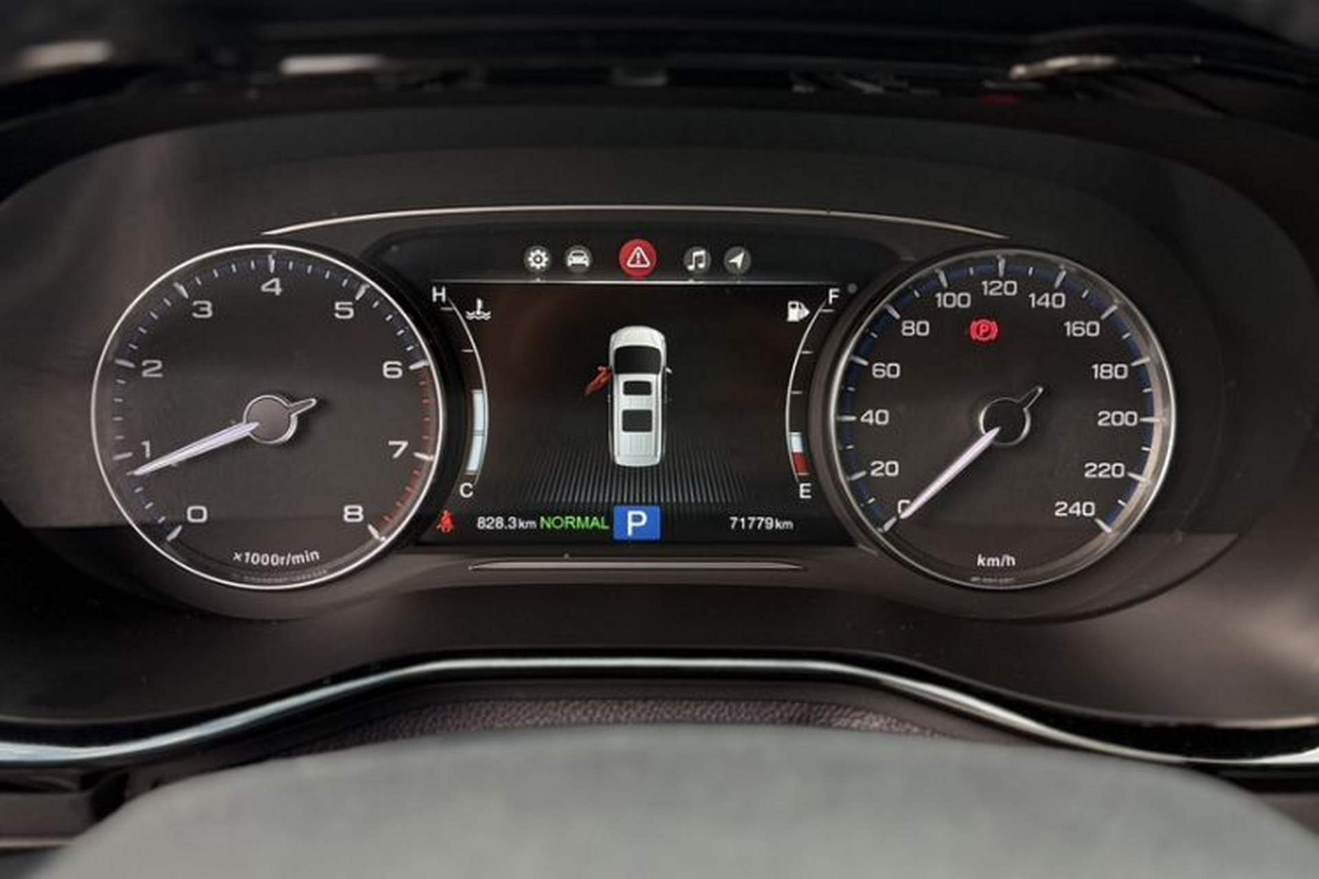 Used GAC Trumpchi M8 2020 390T Deluxe Edition Odometer Close Up