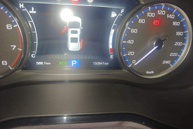 Used GAC Trumpchi M8 2020 390T Deluxe Edition Odometer Close Up