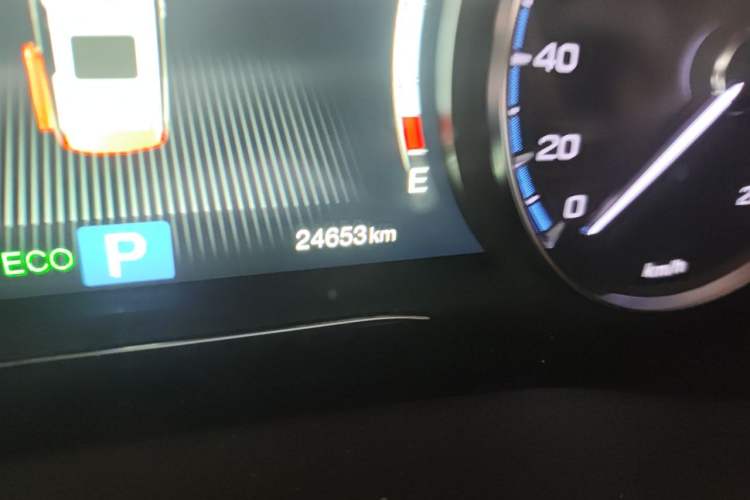 Used GAC Trumpchi M8 2020 Flagship Model 390T Prestige Edition Odometer Close Up