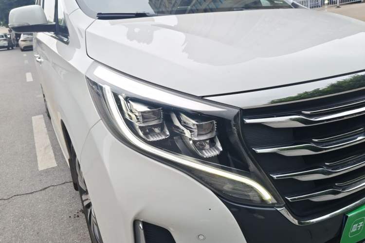 Used GAC Trumpchi M8 2020 Flagship Model 390T Prestige Edition Right Front Headlight