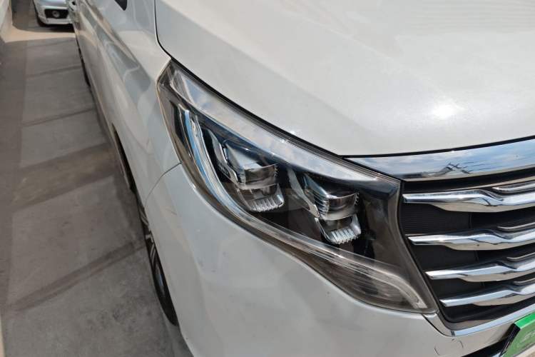 Used GAC Trumpchi M8 2020 390T Deluxe Edition Right Front Headlight