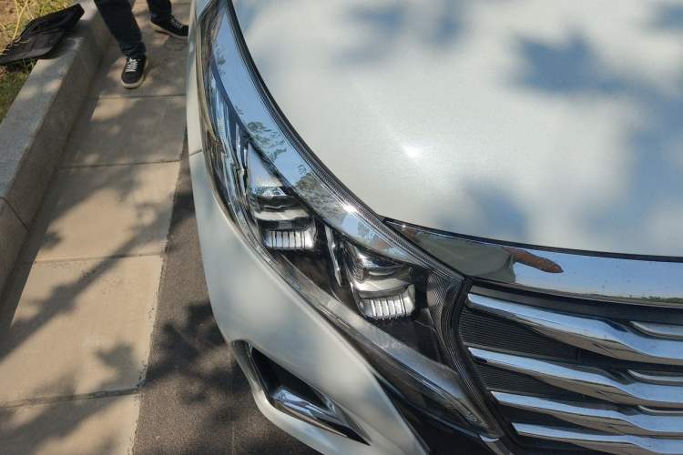 Used GAC Trumpchi M8 2020 Flagship Model 390T Luxury Edition Right Front Headlight