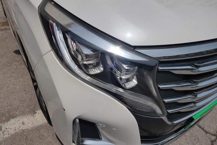 Used GAC Trumpchi M8 2020 Flagship Model 390T Prestige Edition Right Front Headlight