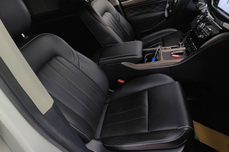 Used GAC Trumpchi M8 2020 Flagship Model 390T Supreme Edition Right Front Seat