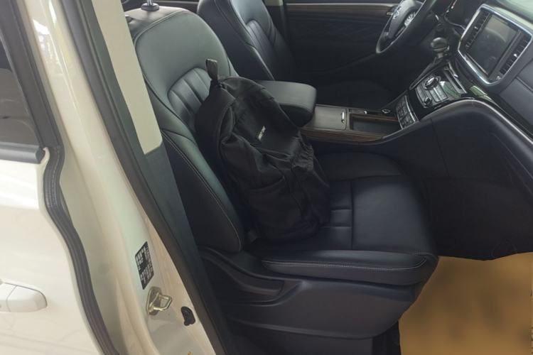 Used GAC Trumpchi M8 2020 Flagship Model 390T Prestige Edition Right Front Seat