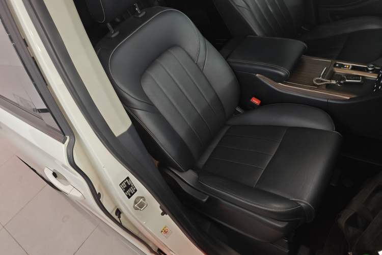 Used GAC Trumpchi M8 2020 Flagship Model 390T Deluxe Edition Right Front Seat