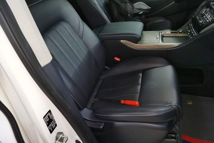Used GAC Trumpchi M8 2020 Flagship Model 390T Prestige Edition Right Front Seat