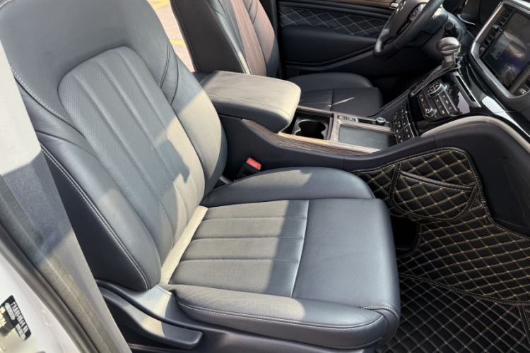 Used GAC Trumpchi M8 2020 Flagship Model 390T Prestige Edition Right Front Seat