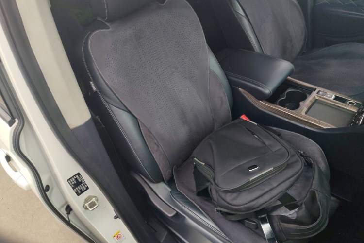 Used GAC Trumpchi M8 2020 Flagship Model 390T Prestige Edition Right Front Seat