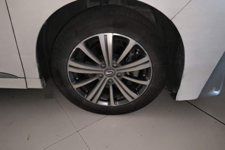 Used GAC Trumpchi M8 2020 Flagship Model 390T Prestige Edition Right Front Wheel Hub