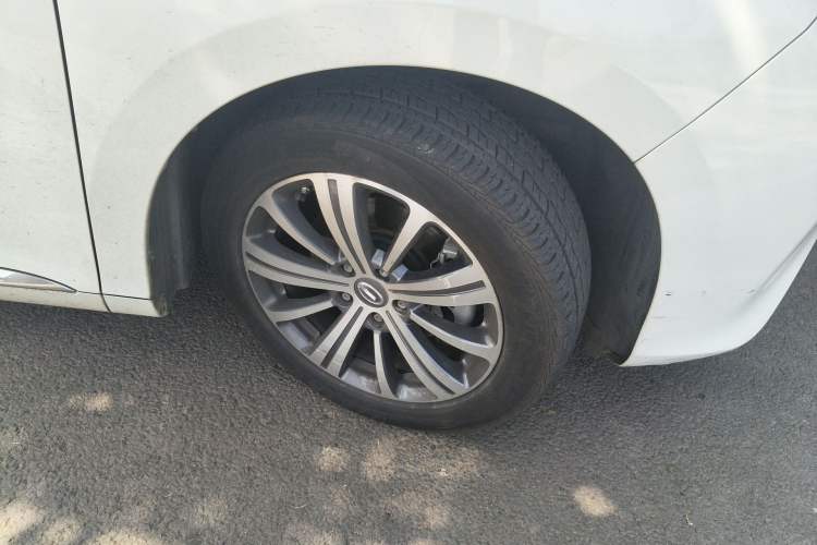 Used GAC Trumpchi M8 2020 390T Deluxe Edition Right Front Wheel Hub