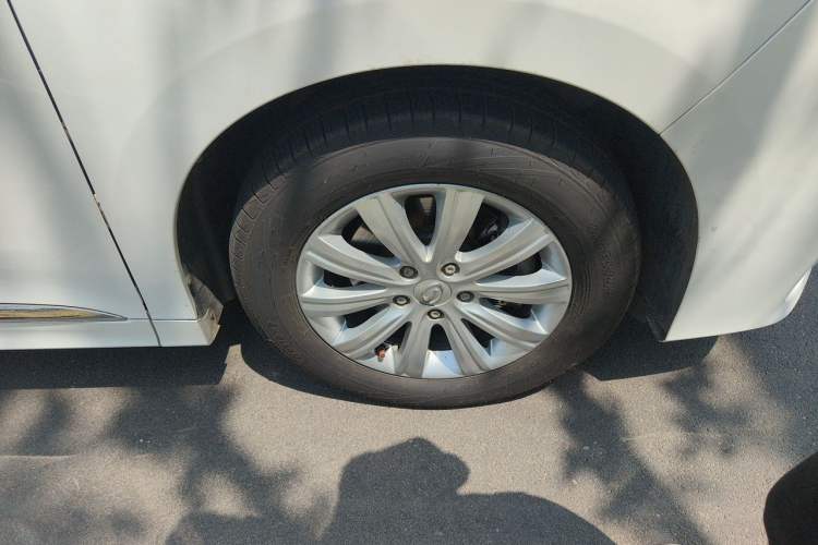 Used GAC Trumpchi M8 2020 Flagship Model 390T Luxury Edition Right Front Wheel Hub