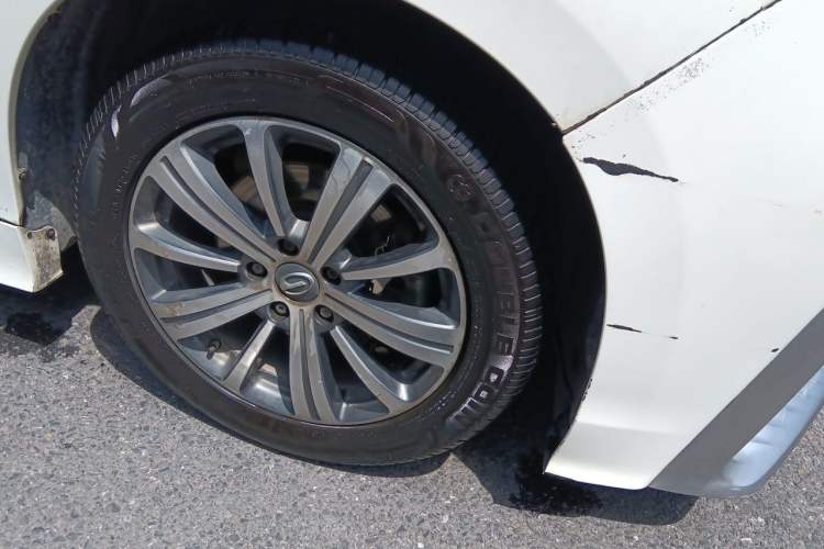 Used GAC Trumpchi M8 2020 Master Edition 390T Deluxe Version Right Front Wheel Hub