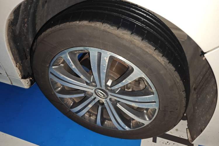Used GAC Trumpchi M8 2020 Flagship Model 390T Supreme Edition Right Front Wheel Hub
