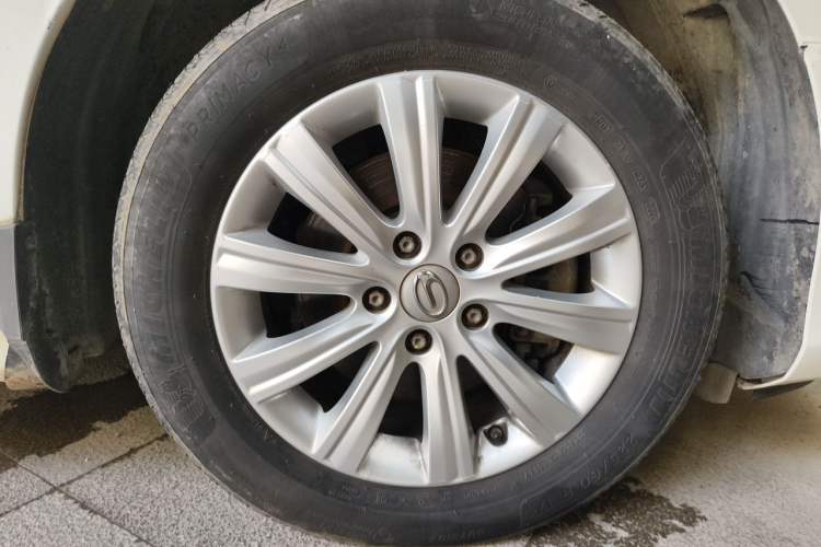 Used GAC Trumpchi M8 2020 390T Deluxe Edition Right Front Wheel Hub
