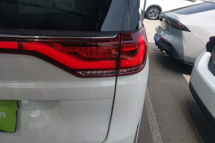 Used GAC Trumpchi M8 2020 390T Deluxe Edition Right Rear Taillight