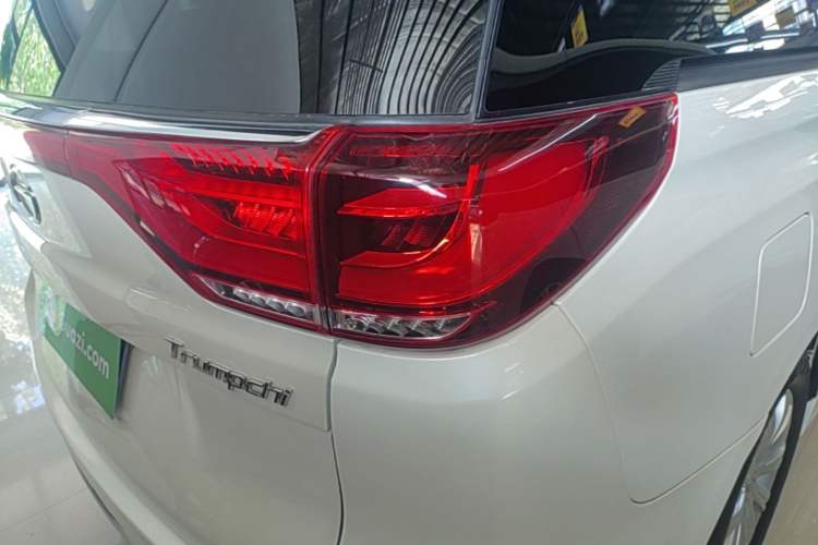 Used GAC Trumpchi M8 2020 Flagship Model 390T Deluxe Edition Right Rear Taillight