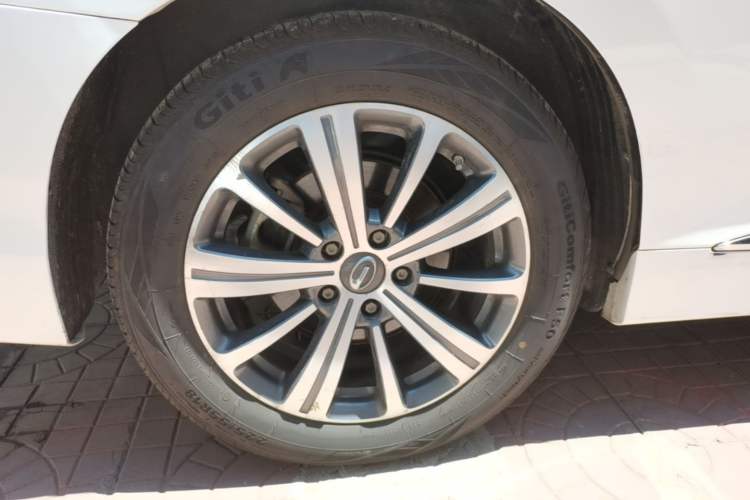 Used GAC Trumpchi M8 2020 Flagship Model 390T Supreme Edition Right Rear Wheel Hub