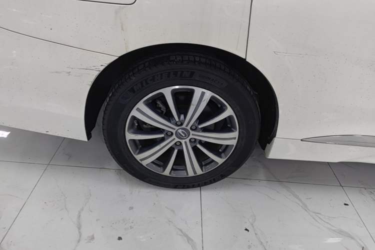 Used GAC Trumpchi M8 2020 Flagship Model 390T Supreme Edition Right Rear Wheel Hub