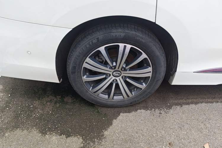Used GAC Trumpchi M8 2020 Flagship 390T Navigation Model Right Rear Wheel Hub