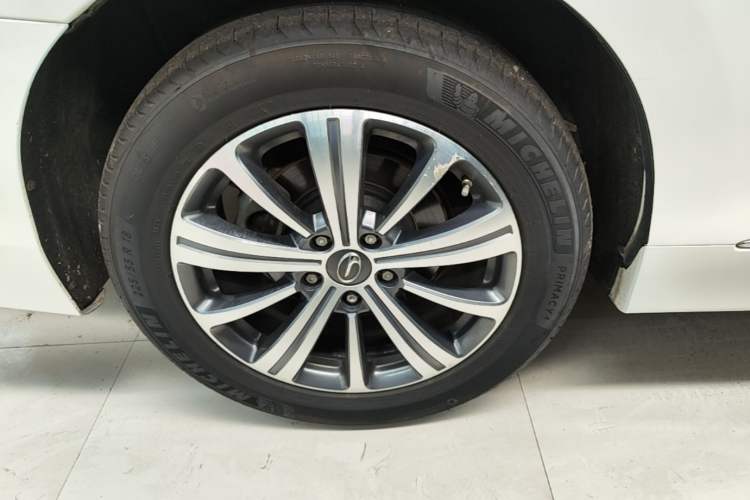Used GAC Trumpchi M8 2020 Flagship Model 390T Prestige Edition Right Rear Wheel Hub
