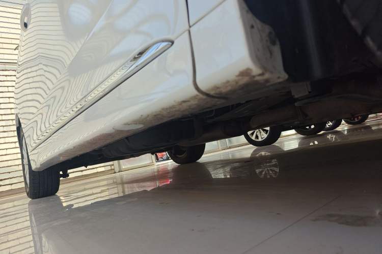 Used GAC Trumpchi M8 2020 Flagship Model 390T Deluxe Edition Right Side Sill