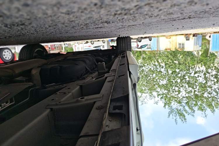 Used GAC Trumpchi M8 2020 Flagship Model 390T Prestige Edition Right Side Sill