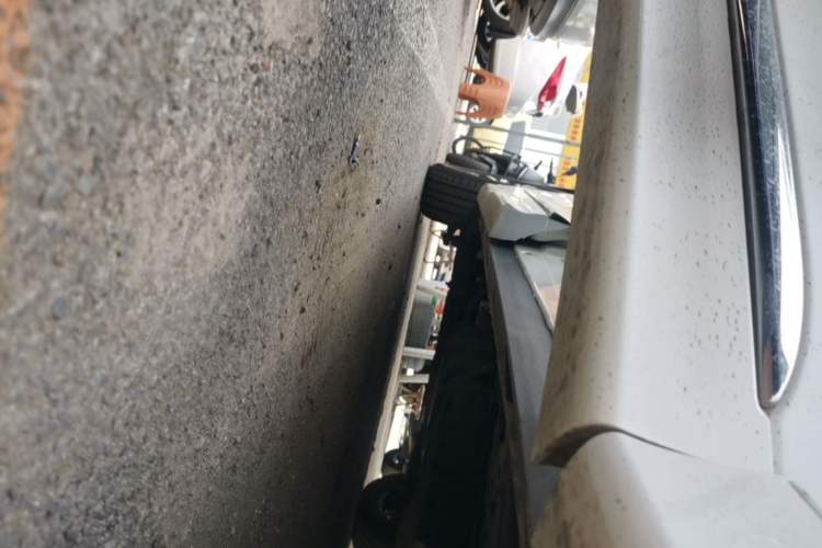 Used GAC Trumpchi M8 2020 390T Deluxe Edition Right Side Sill
