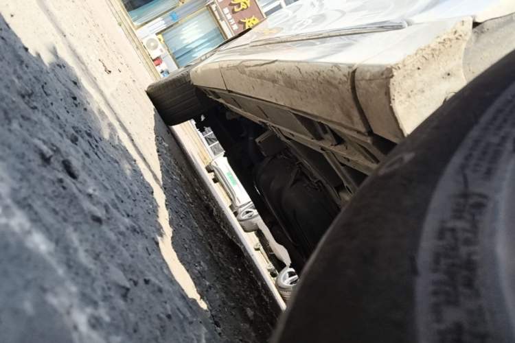 Used GAC Trumpchi M8 2020 Flagship Model 390T Supreme Edition Right Side Sill