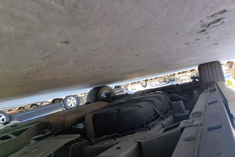 Used GAC Trumpchi M8 2020 Flagship Model 390T Prestige Edition Right Side Sill