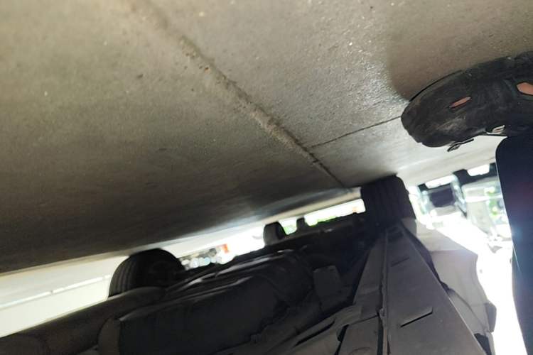 Used GAC Trumpchi M8 2020 Flagship Model 390T Prestige Edition Right Side Sill