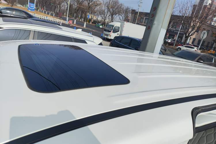 Used GAC Trumpchi M8 2020 Flagship Model 390T Deluxe Edition Roof