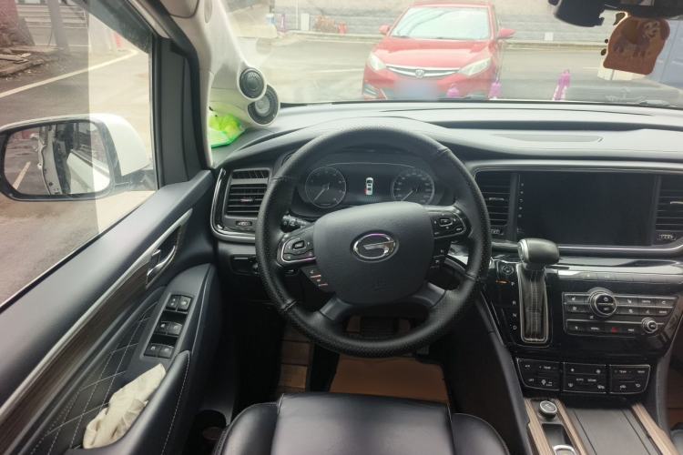 Used GAC Trumpchi M8 2020 Flagship Model 390T Supreme Edition Steering Wheel