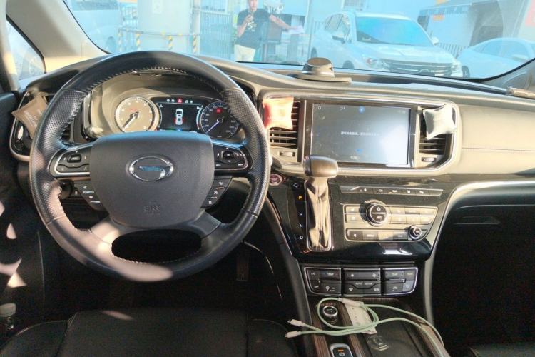 Used GAC Trumpchi M8 2020 Flagship 390T Navigation Model Steering Wheel